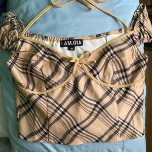 I am gia caramel top